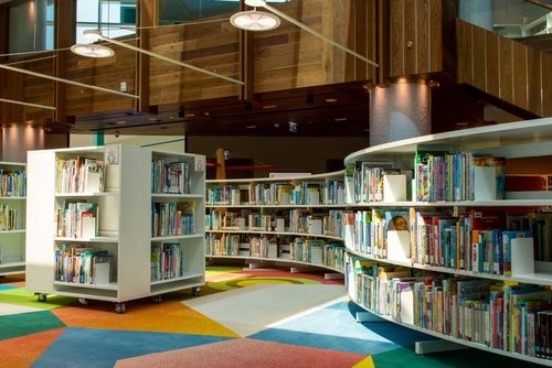 Dubai,,Uae,-,June,28,,2024:,Bookcases,In,The,Children's